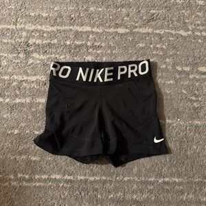 Nike Pro Black Women's Athletic Shorts with Branded Waistband